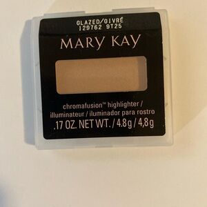 New In Package Mary Kay Chromafusion Highlighter Glazed #129762 0.17 Oz